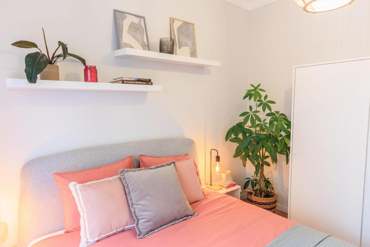 Enjoy Bonfim Central 2Br Renovated Apartment By Lovelystay Porto Exterior photo